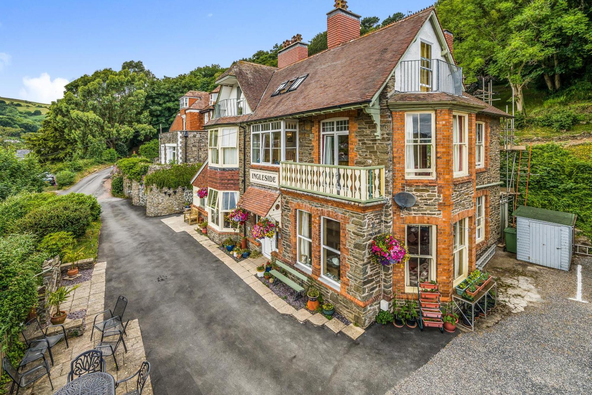 ホテル Ingleside リントン エクステリア 写真